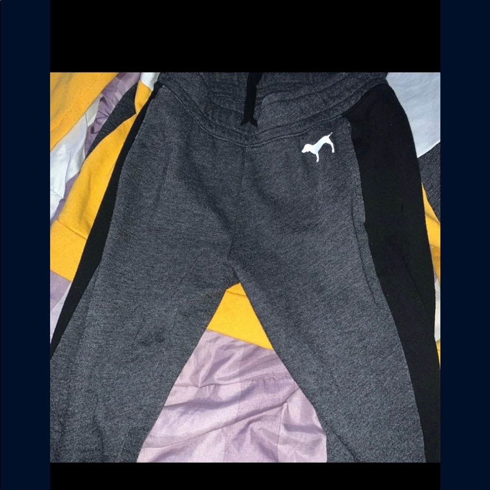 Pink sweatsuit - Picture 2 of 2